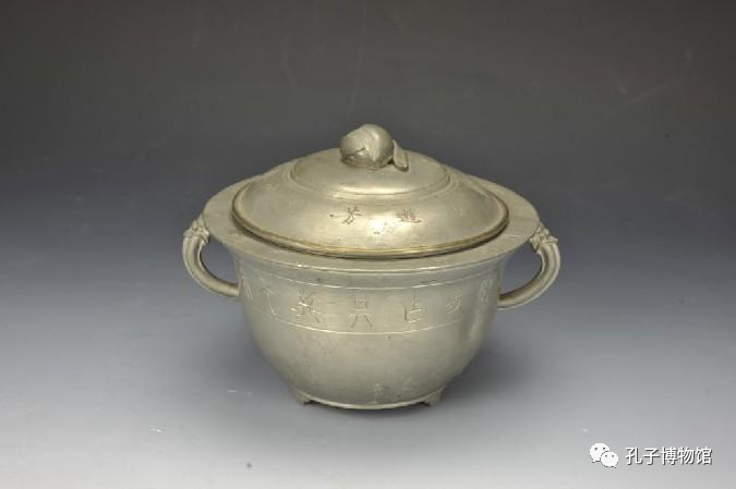 清簋形桃钮锡水囤.png